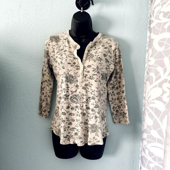 Chaps Cream & Gray Floral 1/4 Button Front Pullover Long Sleeve Shirt Size S/P - Picture 1 of 7